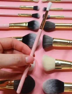 P. Louise P.Louise #117 Blending Brush Outlet