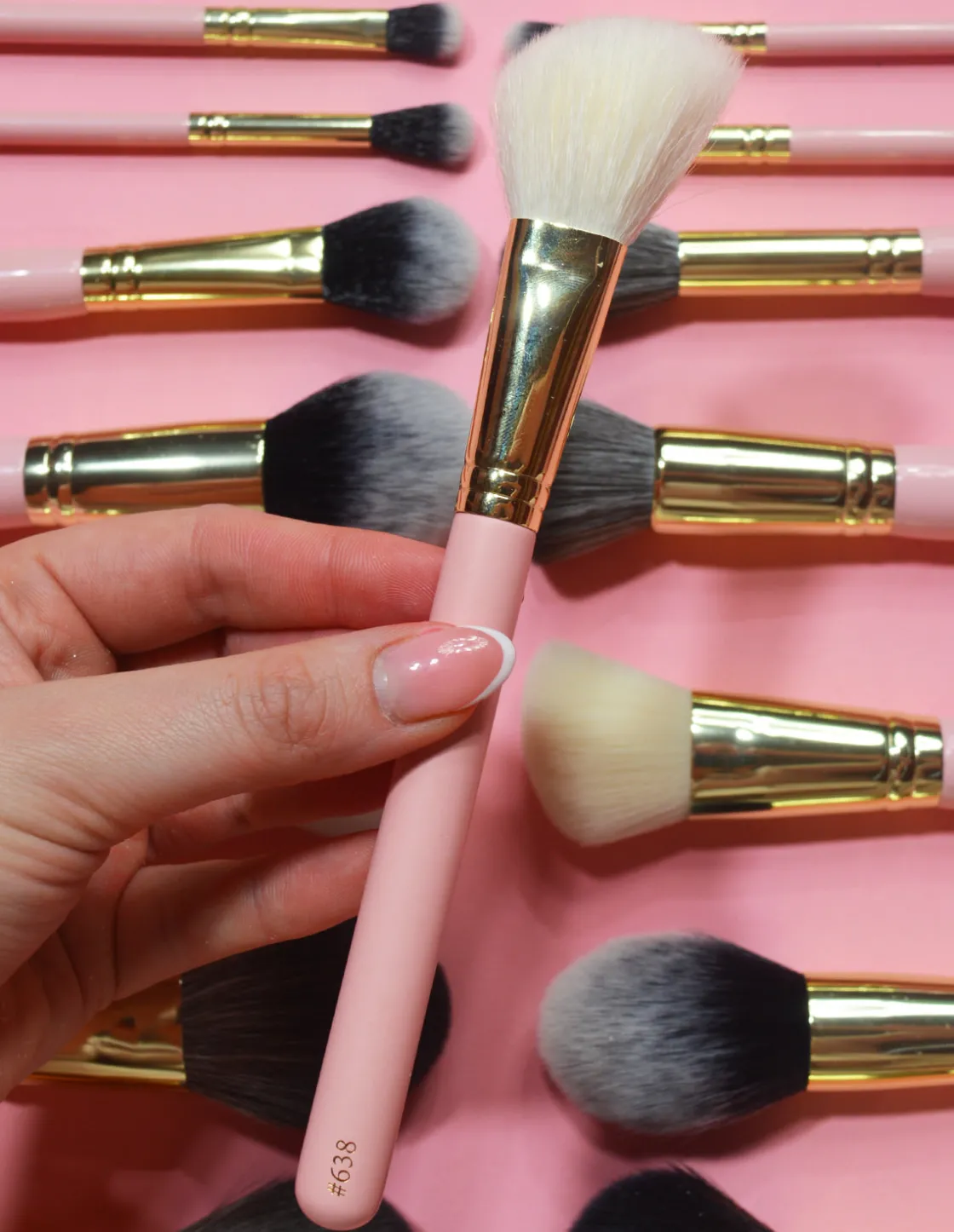 P. Louise P.Louise #638 Flat Angled Face Brush Hot