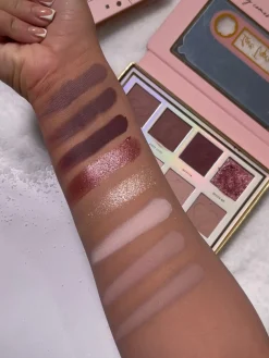 P. Louise P.Louise Love Tapes Palette - Lady In Charge Outlet